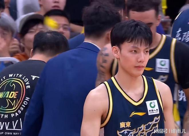尼克斯险胜猛龙!布伦森20+7唐斯准三双,伦纳德6+1,巴恩斯23+4