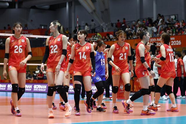 马刺7人上双大胜送国王5连败 文班14+8福克斯战旧主16+6